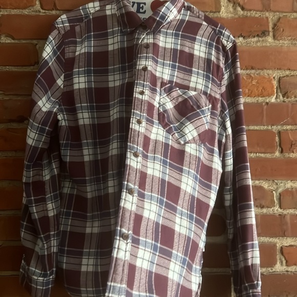 Flannel shirt with Arizona State University logo on back - Picture 3 of 8